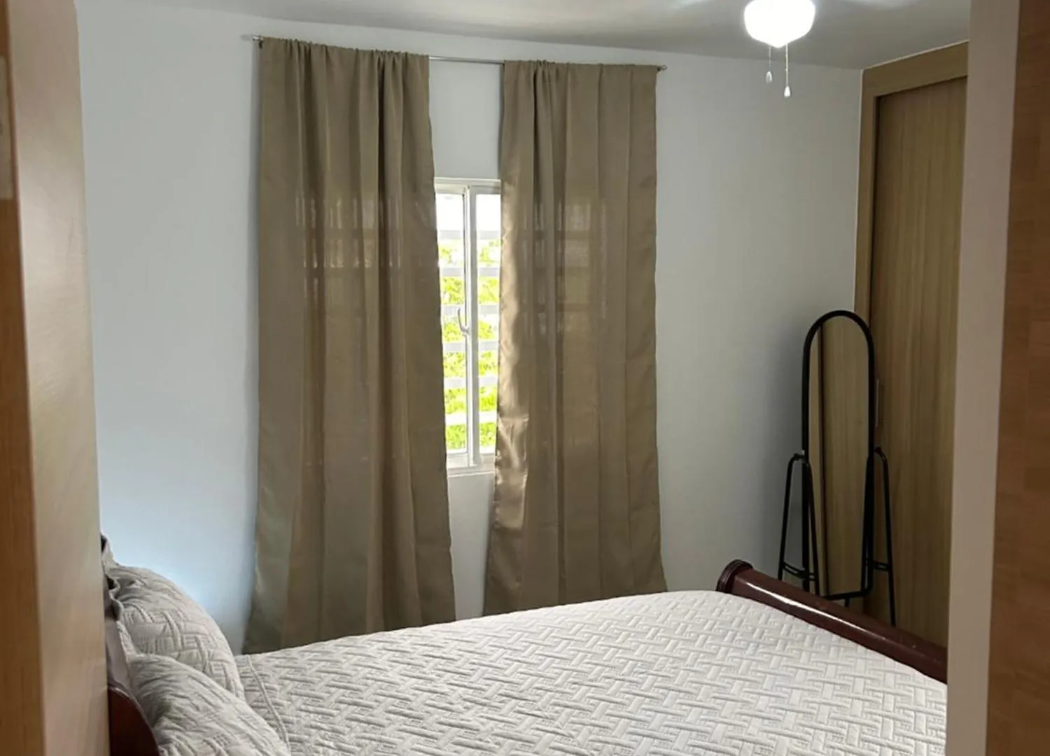 Samana Complexes Los Robles VII Santo Domingo